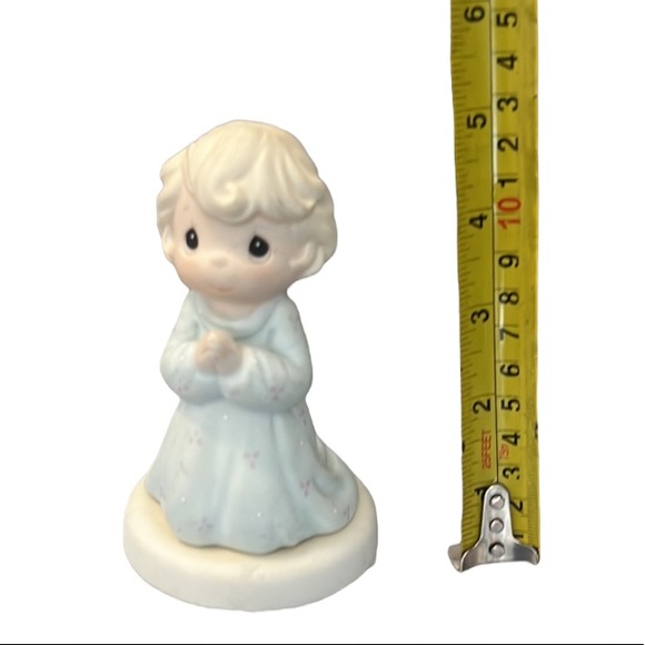 Clearance Sale - Precious Moments Little Girl Figurine - Picture 2 of 9